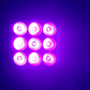 Cameo FLAT PRO FLOOD 600 IP65 - Projecteur extérieur avec 9 LEDs « 6 en 1 » RGBWA+UV 12 W