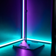 Gravity TWB 431 T B - Embase carrée 14kg pour Totem avec insert M20 et perçage pour structure 250 et 290