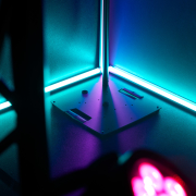 Gravity TWB 431 T B - Embase carrée 14kg pour Totem avec insert M20 et perçage pour structure 250 et 290