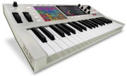 MPC-KEY37-G2 AKAI PROFESSIONAL - Workstation 37 touches + 16 pads écran 7