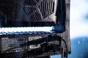 BTI-RAPTOR Briteq - Stroboscope motorisé IP65 haute puissance, 144 LEDs blanches 8 sections, 576 LEDs RGB 16 zones