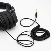 DJ Audiophony - Le casque DJ Audiophony est un casque de monitoring circum-aural fermé taillé pour les exigences de