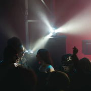 Lightboks Soundboks - Jeu de lumière sur batterie 7 X 12W RGBW IP65