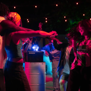 Lightboks Soundboks - Jeu de lumière sur batterie 7 X 12W RGBW IP65