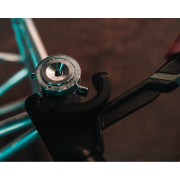 PinClaw VERTITRUSS pour le montage et démontage de structure facile et silencieux