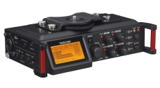 Tascam DR-70D enregistreur numérique portable 4 canaux