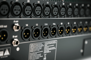 Allen & heath SQ-6 mixage numérique 48 canaux 25 faders