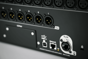 Allen & heath SQ-6 mixage numérique 48 canaux 25 faders