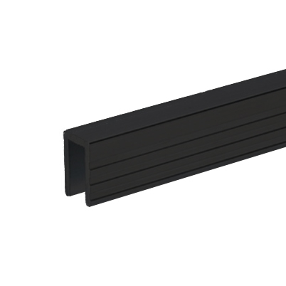 Image principale du produit Adam Hall Hardware 6200 BLK - Profilé chapeau en aluminium pour panneau de 7 mm, anodisé noir vendu au mètre barre de 2m