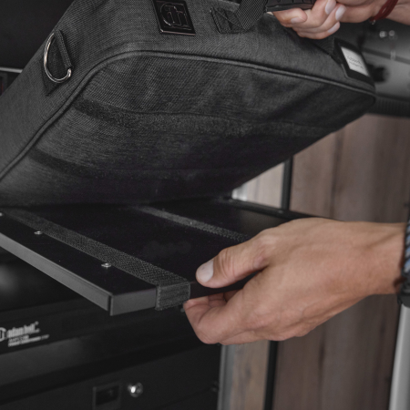 Image nº16 du produit ORGAFLEX® RACK BAG 02 - Sac d’organisation rembourré pour racks de 19″ (2U)