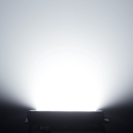 Image nº17 du produit Cameo THUNDER WASH 600 RGBW - Strobe led, Blinder et Wash