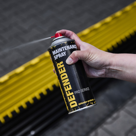 Image nº7 du produit MAINTENANCE SPRAY 400ml Defender - Lubrifiant silicone transparent pour pièces mobiles