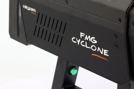 Image nº5 du produit FMG-CYCLONE ALGAM LIGHTING - Machine à fumée portable 1200W batterie 60s jet 10m