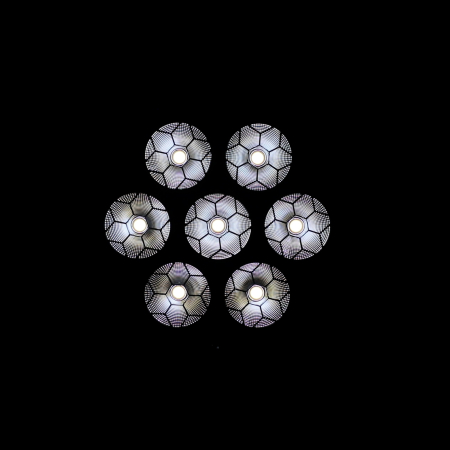 Image nº11 du produit ARDECO 7W2C J.COLLYNS – Projecteur retro 7 x 100W Blanc variable