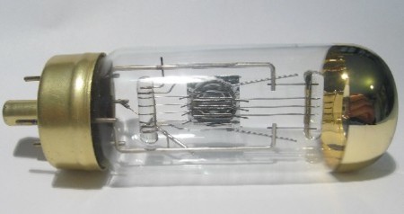 Image principale du produit Lampe CRT 120V 300W G17q GE