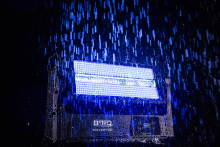 Image nº11 du produit BTI-RAPTOR Briteq - Stroboscope motorisé IP65 haute puissance, 144 LEDs blanches 8 sections, 576 LEDs RGB 16 zones