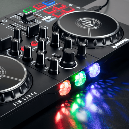 Image nº5 du produit Partymix2 Numark Contrôleur DJ 2 voies avec carte son et éclairages