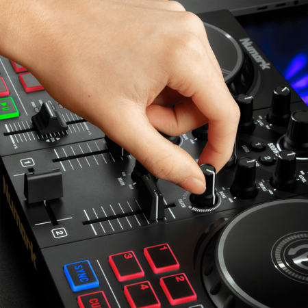 Image nº7 du produit Partymix2 Numark Contrôleur DJ 2 voies avec carte son et éclairages