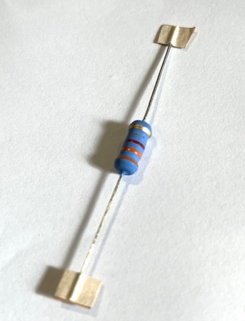 Image principale du produit Resistance 68R Ohms 2W métal oxyde 5x12mm