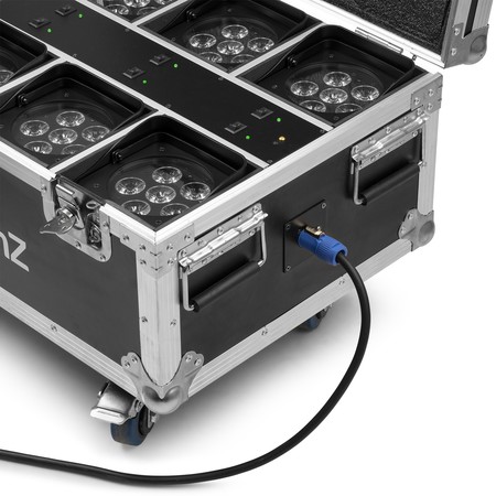 Image nº3 du produit SET BBP62 BeamZ Pro – Pack de 6 projecteurs sur batteries 6X12W IP65 avec Flight de charge