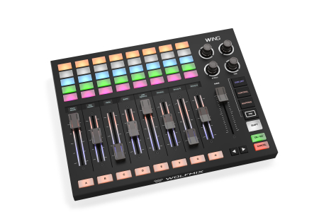 Image nº5 du produit Wolfmix Wing - extention 8 faders motorisés 4 sorties DMX