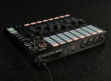 Image nº7 du produit Wolfmix Wing - extention 8 faders motorisés 4 sorties DMX